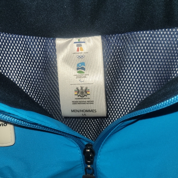 Brand new 2010 Olympic jacket - Picture 4 of 4